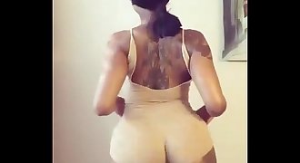 Sexy ebony booty dirty dancing
